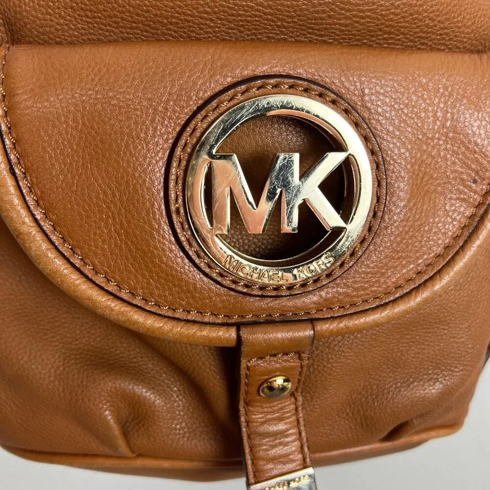 Michael Kors Leather Hobo Handbag Shoulder Bag Gold Plated Hardware Fulton Brown